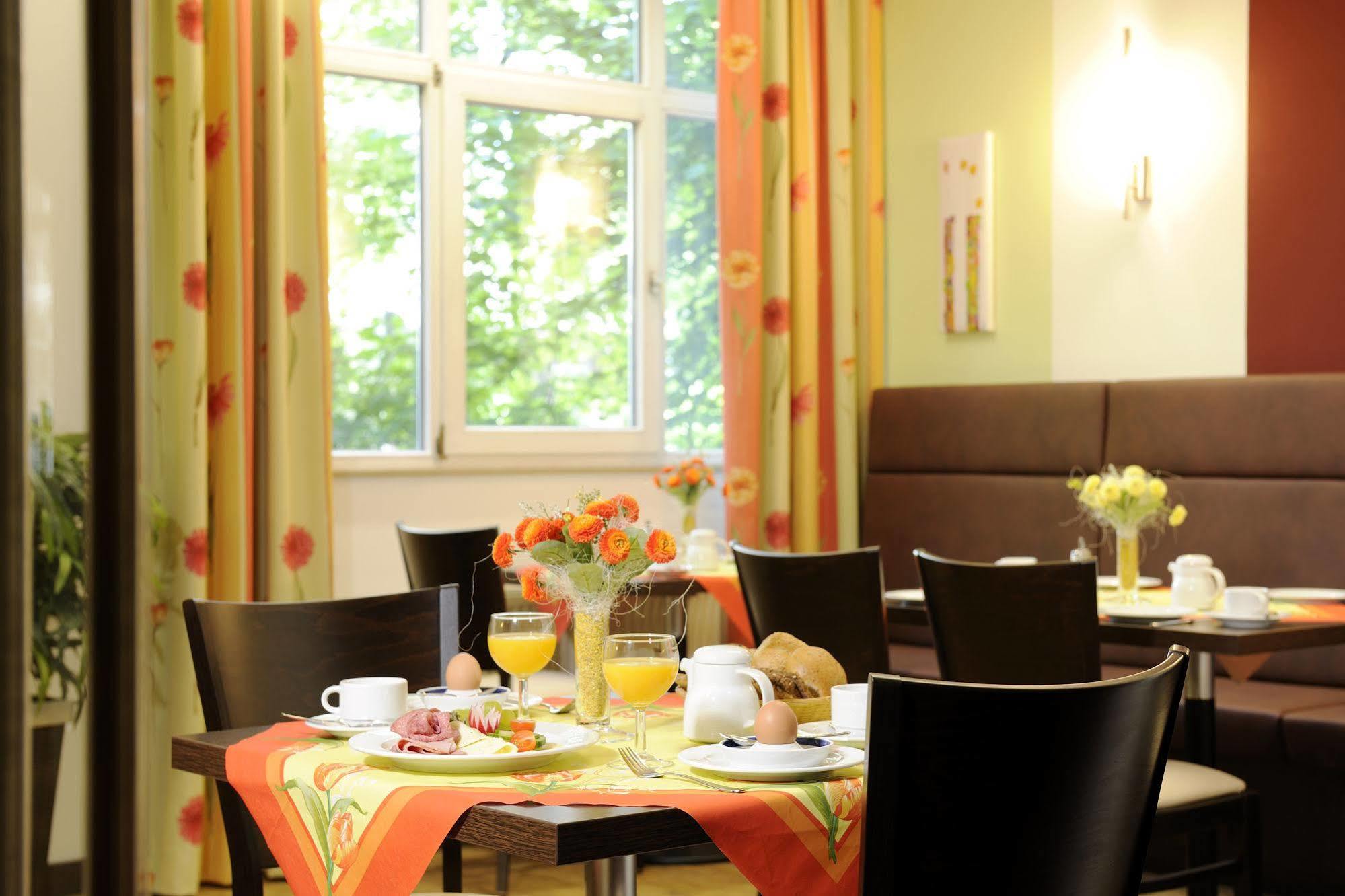 Johannesbad Hotel Phoenix Bad Füssing Extérieur photo